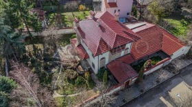 Обява Продава КЪЩА,град София, гр. Банкя