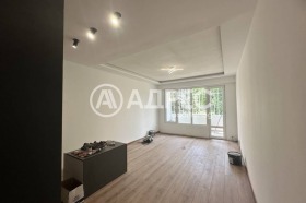 Обява Продава МНОГОСТАЕН,град София, Люлин 2