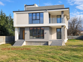 Продава Къща, град Благоевград