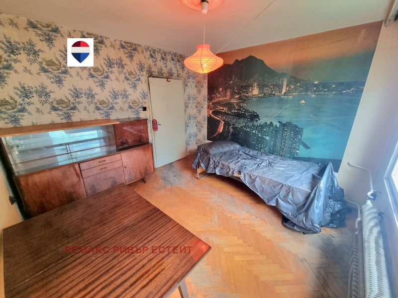 Продава 3-СТАЕН, град Русе, Възраждане • 140000 € • 46892244 1 — Holmes.bg Продава 3-СТАЕН, град Русе, Възраждане • 140000 € • 46892244 1