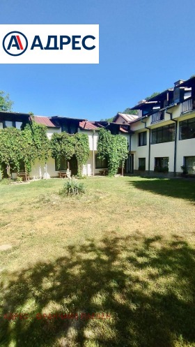 Обява Продава ХОТЕЛ,с. Рибарица, област Ловеч