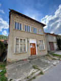 Продава КЪЩА, област Ловеч, с. Черни Осъм • 85000 € • 70081144 2 — Holmes.bg Продава КЪЩА, област Ловеч, с. Черни Осъм • 85000 € • 70081144 2