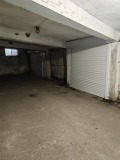 Продава ГАРАЖ, ПАРКОМЯСТО, гр. Русе, Ялта, снимка 5 — Bazar.bg Продава ГАРАЖ, ПАРКОМЯСТО, гр. Русе, Ялта, снимка 5