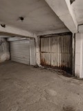 Продава ГАРАЖ, ПАРКОМЯСТО, гр. Русе, Ялта, снимка 4 — Bazar.bg Продава ГАРАЖ, ПАРКОМЯСТО, гр. Русе, Ялта, снимка 4