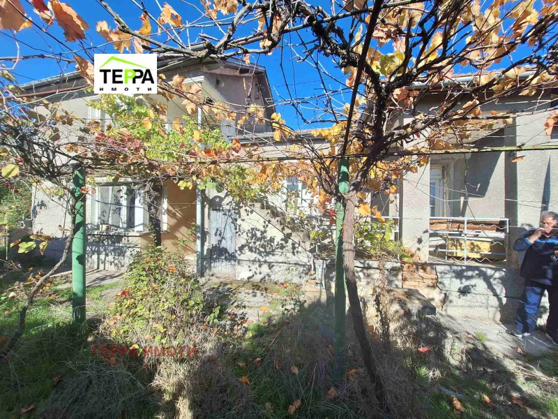 Продава КЪЩА, област Стара Загора, с. Преславен • 50000 € / 97791.50 лв. • 99290842 1 — Holmes.bg Продава КЪЩА, област Стара Загора, с. Преславен • 50000 € / 97791.50 лв. • 99290842 1