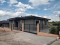 Продава КЪЩА, област Пловдив, с. Марково • 328000 € / 641512.24 лв. • 55236785 3 — Holmes.bg Продава КЪЩА, област Пловдив, с. Марково • 328000 € / 641512.24 лв. • 55236785 3