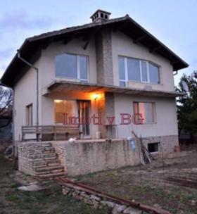 Продажба на къщи в област Добрич — страница 4 - изображение 14 