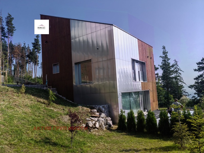 Продава КЪЩА, град София, с. Бистрица • 660000 € / 1290847.80 лв. • 99975060 1 — Holmes.bg Продава КЪЩА, град София, с. Бистрица • 660000 € / 1290847.80 лв. • 99975060 1