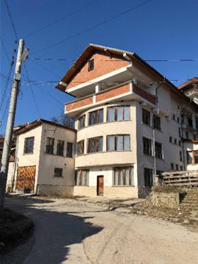 Продажба на имоти в гр. Калофер, област Пловдив - изображение 13 