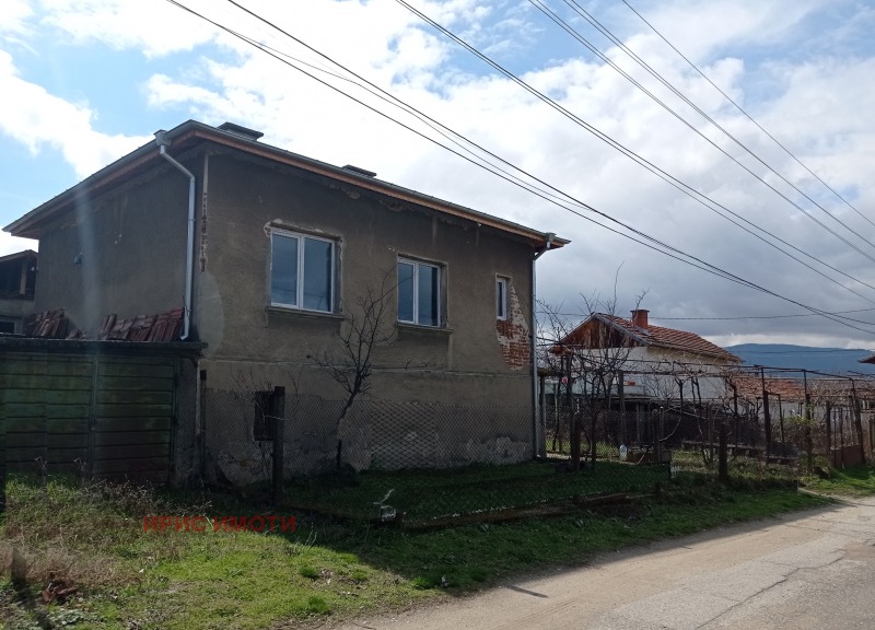Продава  Къща, област Кюстендил, с. Мурсалево • 68 000 EUR • ID 44675681 — holmes.bg - [1] 