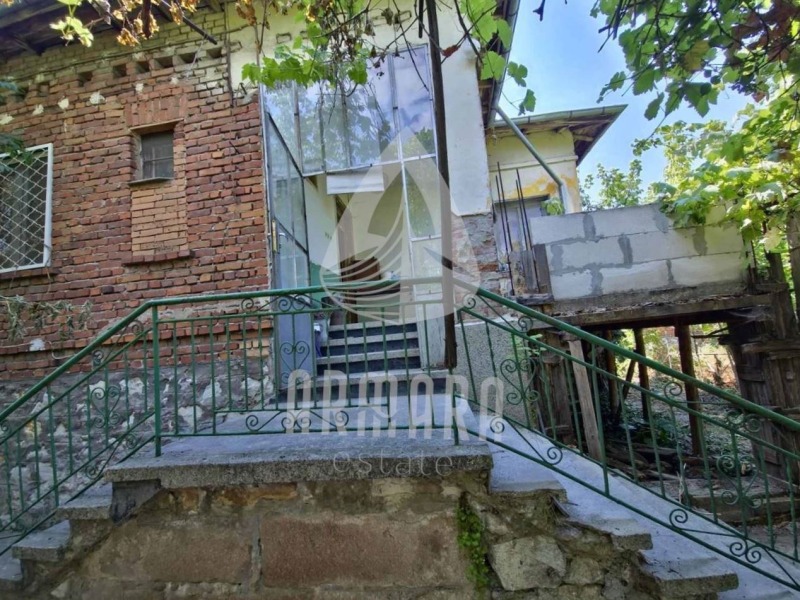 Продава КЪЩА, област Пловдив, с. Ново село • 85000 € / 166245.55 лв. • 25020287 1 — Holmes.bg Продава КЪЩА, област Пловдив, с. Ново село • 85000 € / 166245.55 лв. • 25020287 1