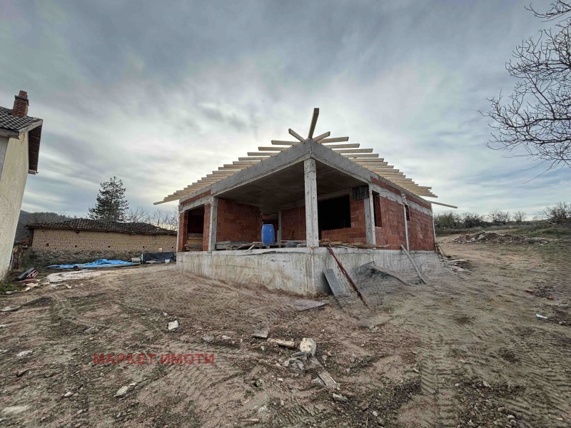 Продава КЪЩА, област Стара Загора, с. Остра могила • 180000 € / 352049.40 лв. • 20514491 1 — Holmes.bg Продава КЪЩА, област Стара Загора, с. Остра могила • 180000 € / 352049.40 лв. • 20514491 1