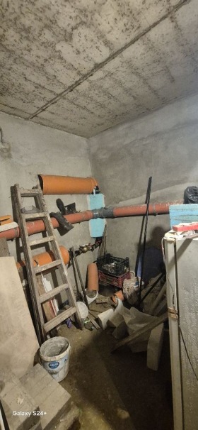 СКЛАД, 15 m2 - Holmes.bg СКЛАД, 15 m2
