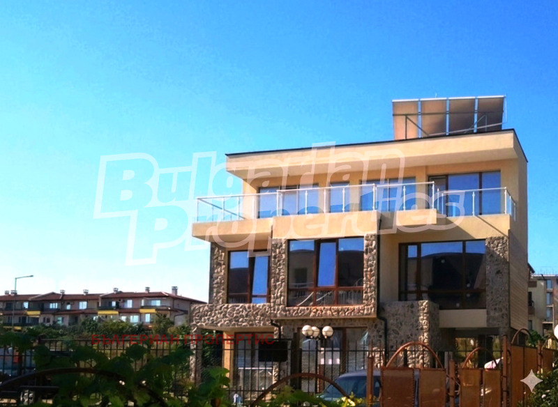 Продава КЪЩА, област Бургас, гр. Созопол • 560000 € / 1095264.80 лв. • 56829212 1 — Holmes.bg Продава КЪЩА, област Бургас, гр. Созопол • 560000 € / 1095264.80 лв. • 56829212 1