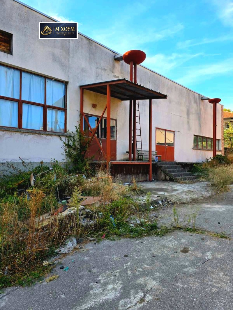 Продава ПРОМ. ПОМЕЩЕНИЕ, област Монтана, с. Копиловци • 55000 € • 22837900 1 — Holmes.bg Продава ПРОМ. ПОМЕЩЕНИЕ, област Монтана, с. Копиловци • 55000 € • 22837900 1