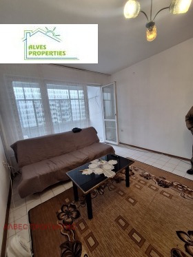 Продава 1-стаен, град Варна