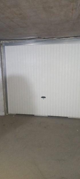 ГАРАЖ, ПАРКОМЯСТО, 16 m2 - Holmes.bg ГАРАЖ, ПАРКОМЯСТО, 16 m2