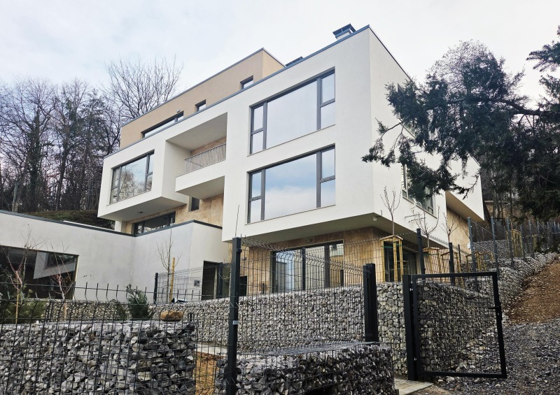 Продава 4-СТАЕН, град София, Бояна • 490000 € / 958356.70 лв. • 17521990 1 — Holmes.bg Продава 4-СТАЕН, град София, Бояна • 490000 € / 958356.70 лв. • 17521990 1