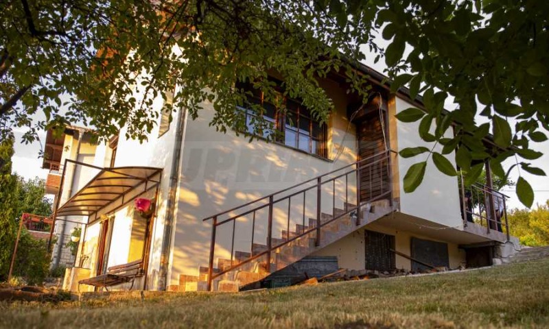 Продава КЪЩА, област Перник, с. Люлин • 186000 € / 363784.38 лв. • 23787781 1 — Holmes.bg Продава КЪЩА, област Перник, с. Люлин • 186000 € / 363784.38 лв. • 23787781 1