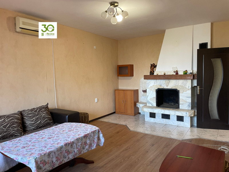Продава 4-СТАЕН, град Варна, Възраждане 3 • 185000 € / 361828.55 лв. • 83812012 1 — Holmes.bg Продава 4-СТАЕН, град Варна, Възраждане 3 • 185000 € / 361828.55 лв. • 83812012 1