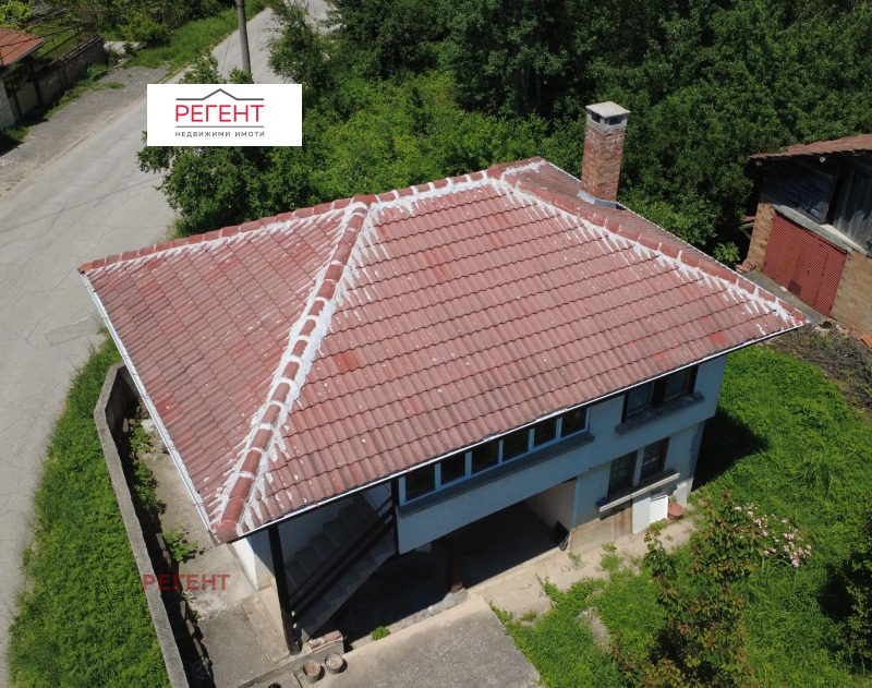 Продава КЪЩА, област Габрово, с. Райновци • 46000 € / 89968.18 лв. • 44701431 1 — Holmes.bg Продава КЪЩА, област Габрово, с. Райновци • 46000 € / 89968.18 лв. • 44701431 1