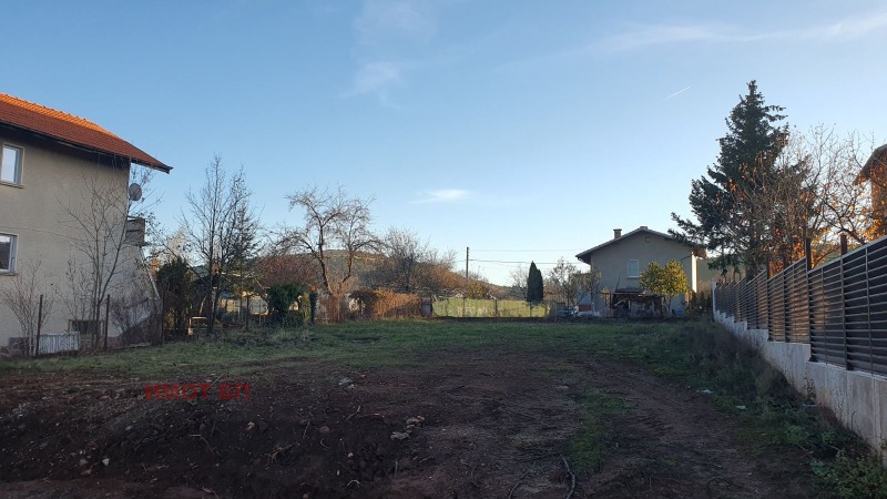 Продава ПАРЦЕЛ, област Перник, с. Ноевци • 36900 € / 72170.13 лв. • 41045862 1 — Holmes.bg Продава ПАРЦЕЛ, област Перник, с. Ноевци • 36900 € / 72170.13 лв. • 41045862 1