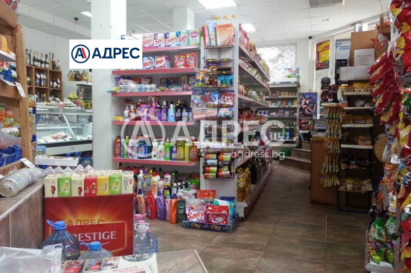 Продава МАГАЗИН, град Варна, Колхозен пазар • 330000 € / 645423.90 лв. • 96274359 1 — Holmes.bg Продава МАГАЗИН, град Варна, Колхозен пазар • 330000 € / 645423.90 лв. • 96274359 1