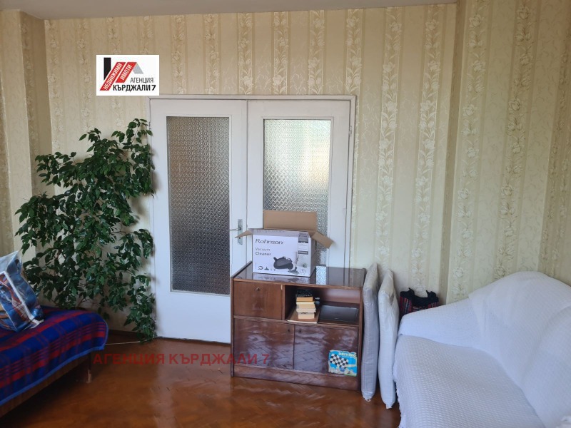 Продава 4-СТАЕН, град Кърджали, Център • 92000 € • 91627756 1 — Holmes.bg Продава 4-СТАЕН, град Кърджали, Център • 92000 € • 91627756 1