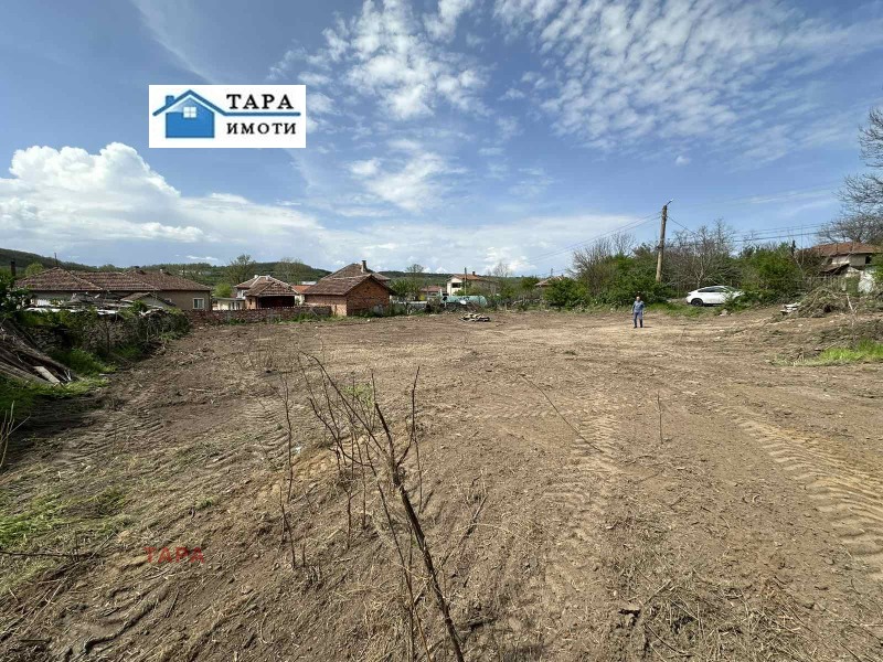 Продава ПАРЦЕЛ, област Монтана, с. Крапчене • 25500 € • 52867906 1 — Holmes.bg Продава ПАРЦЕЛ, област Монтана, с. Крапчене • 25500 € • 52867906 1