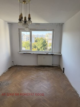 Продава 2-стаен, град София