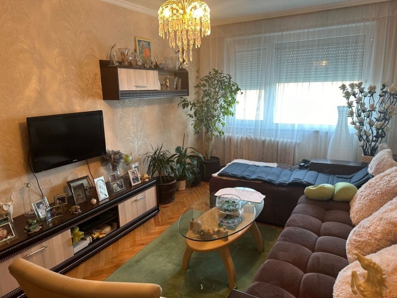 Продава 2-СТАЕН, град София, Стрелбище • 207000 € / 404856.81 лв. • 42149902 1 — Holmes.bg Продава 2-СТАЕН, град София, Стрелбище • 207000 € / 404856.81 лв. • 42149902 1