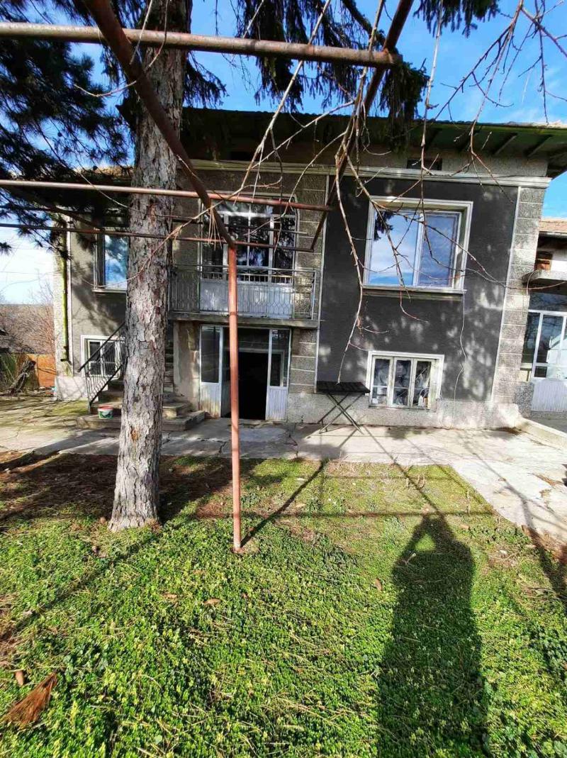 Продава  Къща, област Велико Търново, с. Козловец • 37 000 лв. • ID 19858457 — holmes.bg - [1] 