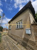 Продава КЪЩА, област Плевен, гр. Гулянци • 33000 € • 22042324 13 — Holmes.bg Продава КЪЩА, област Плевен, гр. Гулянци • 33000 € • 22042324 13