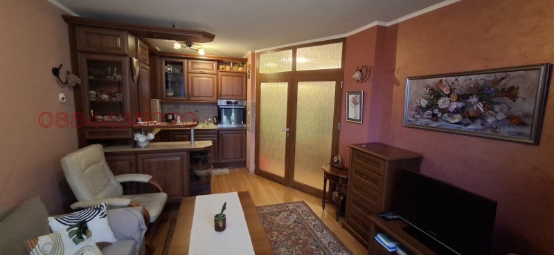 Продава 2-СТАЕН, град София, Дружба 1 • 180000 € / 352049.40 лв. • 30007634 1 — Holmes.bg Продава 2-СТАЕН, град София, Дружба 1 • 180000 € / 352049.40 лв. • 30007634 1
