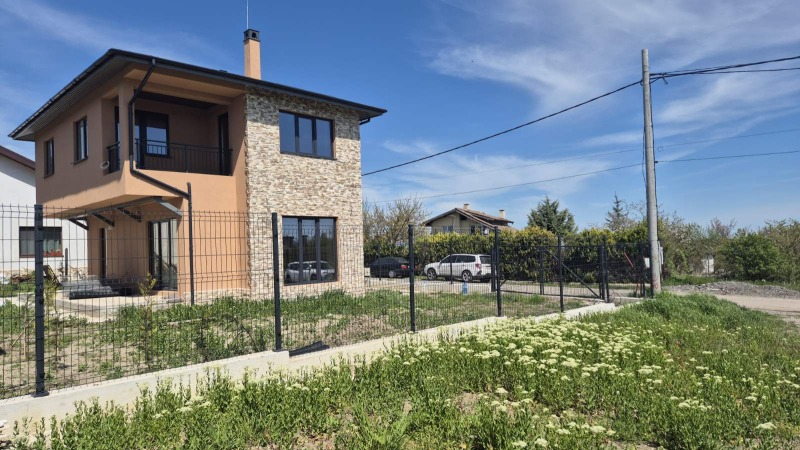 Продава КЪЩА, област Варна, с. Яребична • 229000 € / 447885.07 лв. • 27089010 1 — Holmes.bg Продава КЪЩА, област Варна, с. Яребична • 229000 € / 447885.07 лв. • 27089010 1