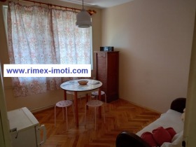 Продажба на четеристайни апартаменти в град Пловдив - изображение 20 