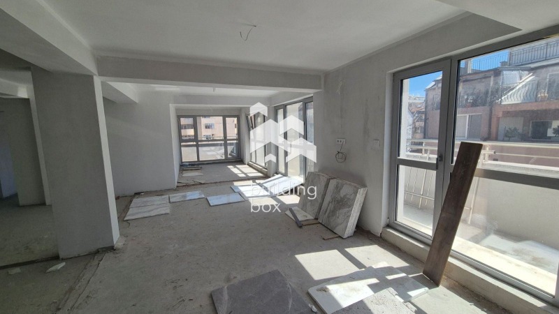 Продава 4-СТАЕН, град Пловдив, Кършияка • 331200 € / 647770.90 лв. • 90664359 1 — Holmes.bg Продава 4-СТАЕН, град Пловдив, Кършияка • 331200 € / 647770.90 лв. • 90664359 1
