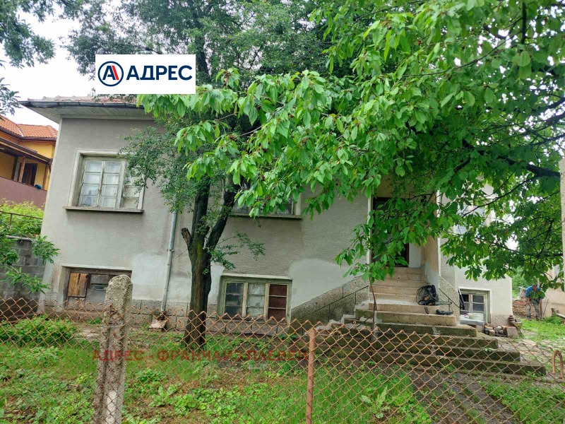 Продава КЪЩА, област Плевен, с. Телиш • 26000 € • 10152102 1 — Holmes.bg Продава КЪЩА, област Плевен, с. Телиш • 26000 € • 10152102 1