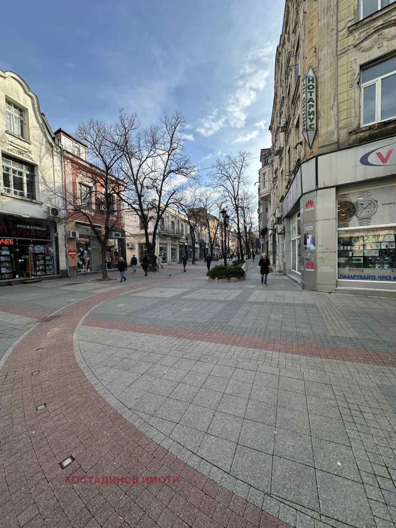 Продава  Етаж от къща, град Пловдив, Център •  320 000 EUR • ID 23134616 — holmes.bg - [1] 
