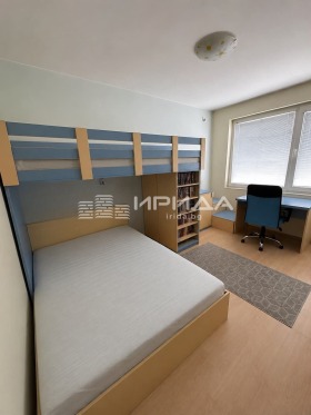 2-СТАЕН, 70 m2 - Holmes.bg 2-СТАЕН, 70 m2