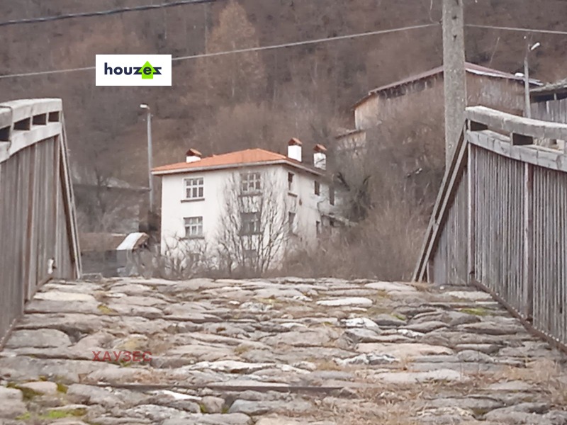 Продава  Къща, област Смолян, с. Арда • 19 000 EUR • ID 76001059 — holmes.bg - [1] 