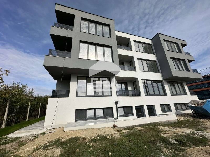 Продава ОФИС, град Варна, м-т Пчелина • 110000 € / 215141.30 лв. • 69545719 1 — Holmes.bg Продава ОФИС, град Варна, м-т Пчелина • 110000 € / 215141.30 лв. • 69545719 1