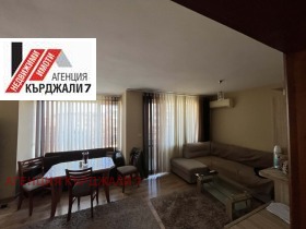 3-СТАЕН, 107 m2 - Holmes.bg 3-СТАЕН, 107 m2