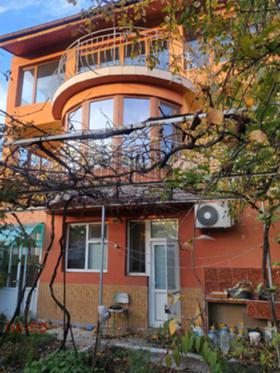 Продажба на къщи в град Пазарджик - изображение 19 