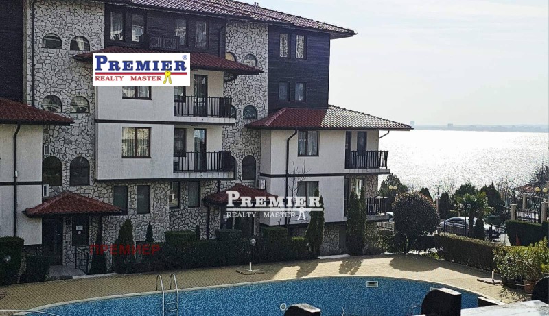 Продава 3-СТАЕН, област Бургас, с. Равда • 225000 € / 440061.75 лв. • 98957251 1 — Holmes.bg Продава 3-СТАЕН, област Бургас, с. Равда • 225000 € / 440061.75 лв. • 98957251 1