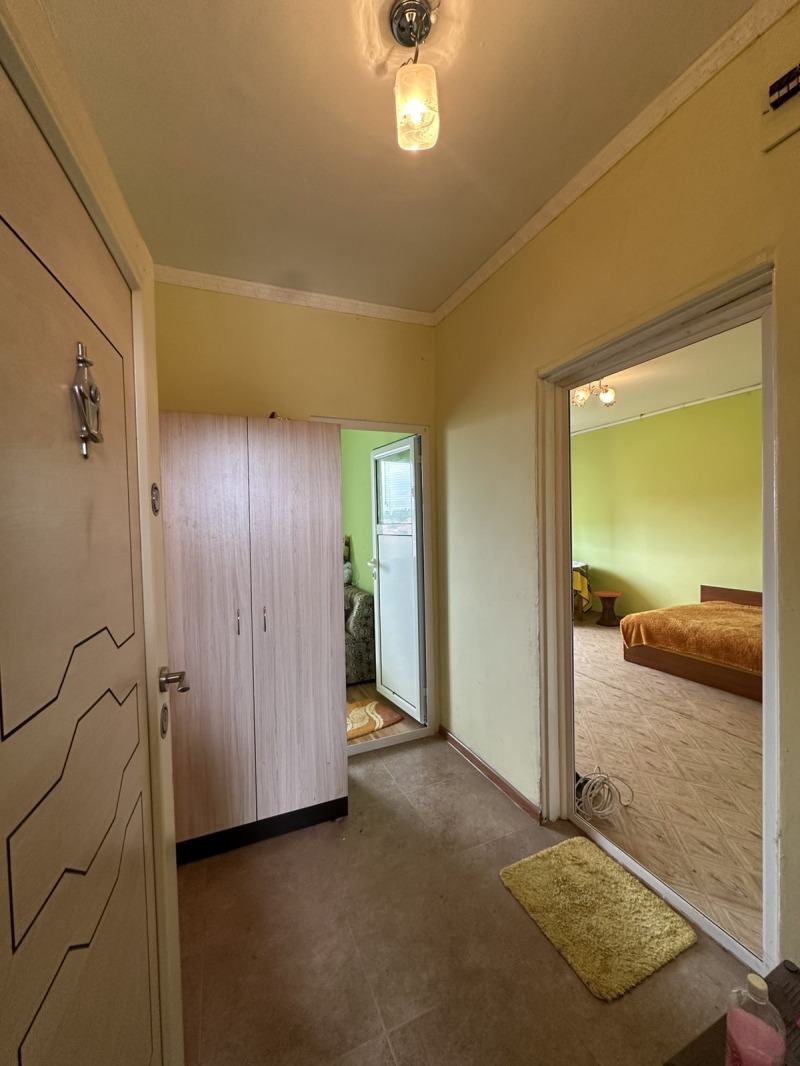 Продава 2-СТАЕН, област Стара Загора, гр. Раднево • 28000 € • 82559441 1 — Holmes.bg Продава 2-СТАЕН, област Стара Загора, гр. Раднево • 28000 € • 82559441 1