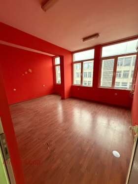 2-СТАЕН, 68 m2 - Holmes.bg 2-СТАЕН, 68 m2