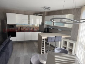 3-СТАЕН, 141 m2 - Holmes.bg 3-СТАЕН, 141 m2