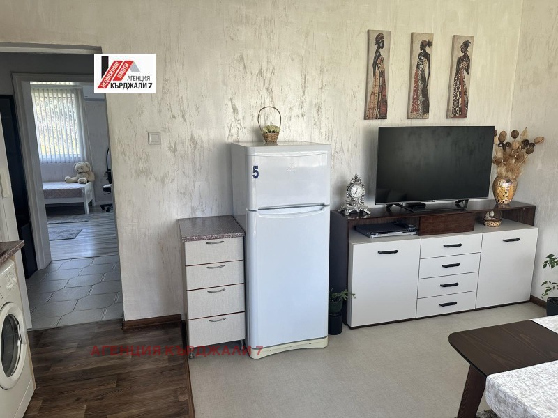 Продава 4-СТАЕН, град Кърджали, Център • 145000 € / 283595.35 лв. • 56474573 1 — Holmes.bg Продава 4-СТАЕН, град Кърджали, Център • 145000 € / 283595.35 лв. • 56474573 1