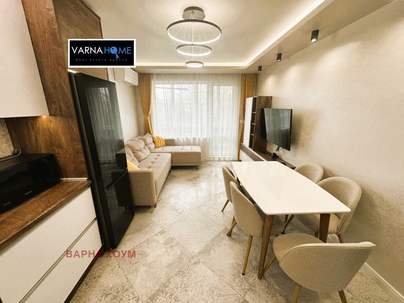 Продава 3-СТАЕН, град Варна, Колхозен пазар • 239900 € / 469203.62 лв. • 82399203 1 — Holmes.bg Продава 3-СТАЕН, град Варна, Колхозен пазар • 239900 € / 469203.62 лв. • 82399203 1